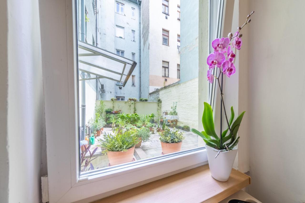 Margit Apartment Budapest Bagian luar foto