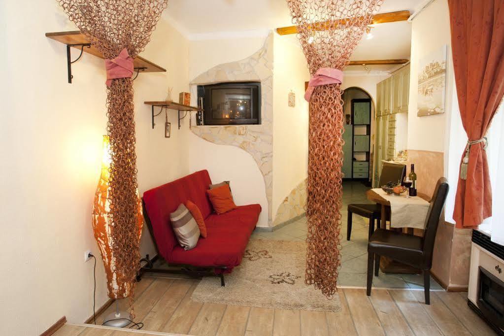 Margit Apartment Budapest Bagian luar foto